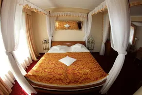 Adriano Spa - Image 5