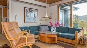 Wonderful holiday home with terrace | Pet-friendly - Image 4