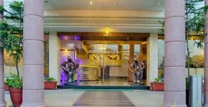 La Casa Inn - Image 2