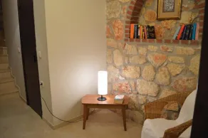 Stone House Tamara - Image 4