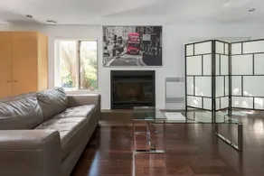 Luxury Montreal Home Quiet Area - Image 3