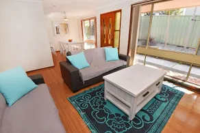 Hopetoun Villa - Image 1