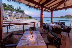 RAMADA RESORT PORT VILA - Image 4