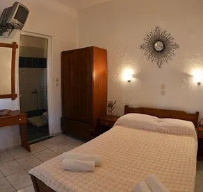 Chrisi Akti Hotel - Image 5
