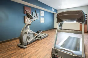Comfort Suites At Royal Ridges - Image 2