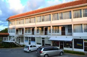 Sosa Plaza Hotel - Image 2