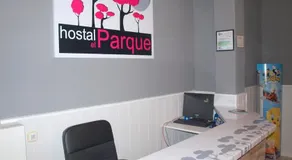 Hostal El Parque - Image 5