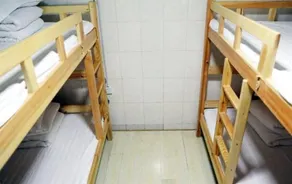 Jinan Daminghu Hostel - Image 5