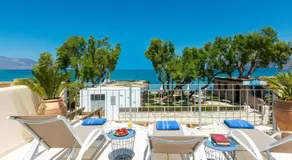 Seafront Villa Estia - Image 2