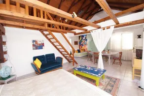 Art Apartment - Image 3