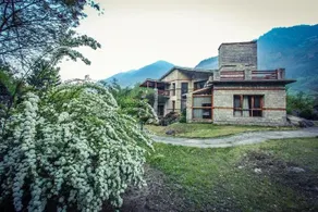Moets Riverside Cottages - Image 1