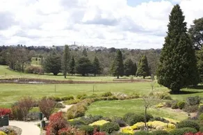 Villa on the Green - Image 3
