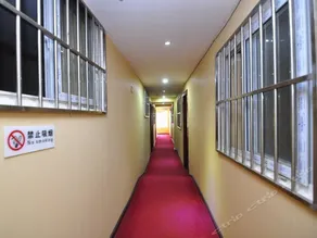 XINCHENG HOSTEL - Image 3