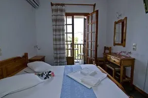 Narkissos Hotel - Image 3