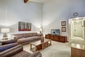 Peak One 206, Cozy 2BR condo in Frisco with wooded view, sleeps 5, comfort in every stay - Image 1