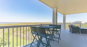 Overlook Bay by Rose - Image 4