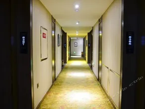 YAN CHUAN HOTEL - Image 2