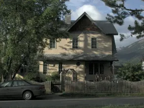 711 Miette Ave - Image 2