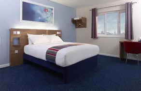 Travelodge Langley - Image 5