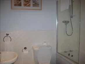Glasgow City Apartments - Image 4
