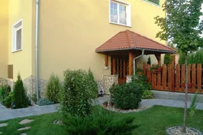 Apartmanház Dorog - Image 2