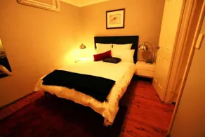 The Fremantle Town House - Image 2