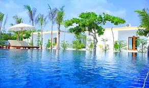 Long Set Resort - Image 2