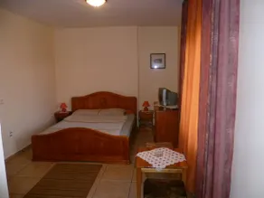 Yaneva Hotel - Image 5