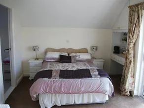 Hillcrest Bed and Breakfast - Image 3