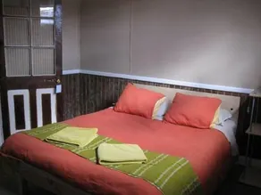 Tin House Patagonia - Image 3