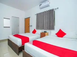 Flagship Splenor Inn - Image 3