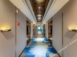 TYRONE HOTEL - Image 3