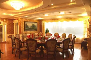 Carol Hotel - Image 4