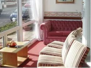 The Pilatus - Guest house - Image 5