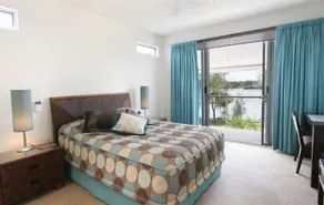 2-9 Hilton Esplanade - Image 3