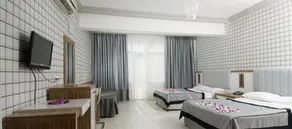 Aquabella Beach Hotel - Image 5