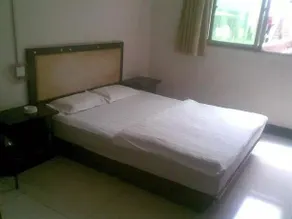 Xintai Hotel - Image 4