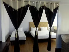 Hotel Orchid Annex - Image 5