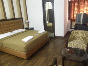 Metro Continental Hotel - Image 5