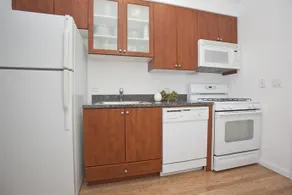 Luxury Studio in the West Village - Image 4