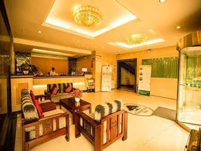 Green Tree Inn Xining Qilian Road Hotel - Image 2