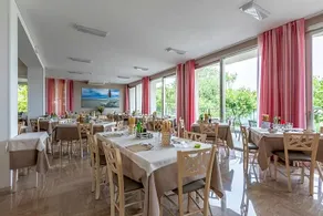 Hotel Silver - Image 2