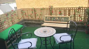 Camden Large 2 Bedroom Flat Guest House - Image 5
