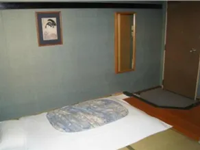 Iwakura Station Hotel - Image 2