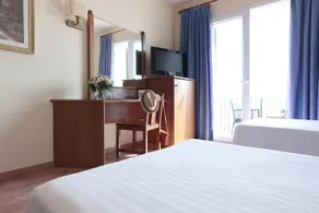 Prestige Coral Platja - Image 3