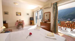 Boulevard Aetos Suites - Image 3