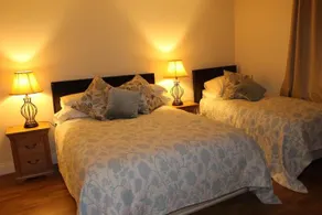 The Twelve Oaks - Image 5