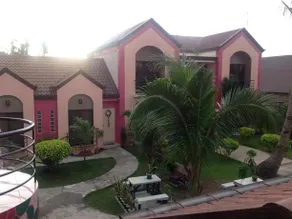 La Briana Guesthouse - Image 5