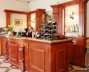 Hotel Aleksander - Image 4