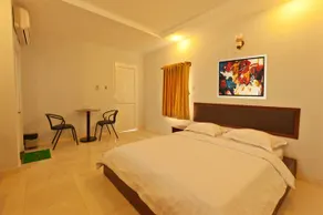 V & M Hotel - Image 5